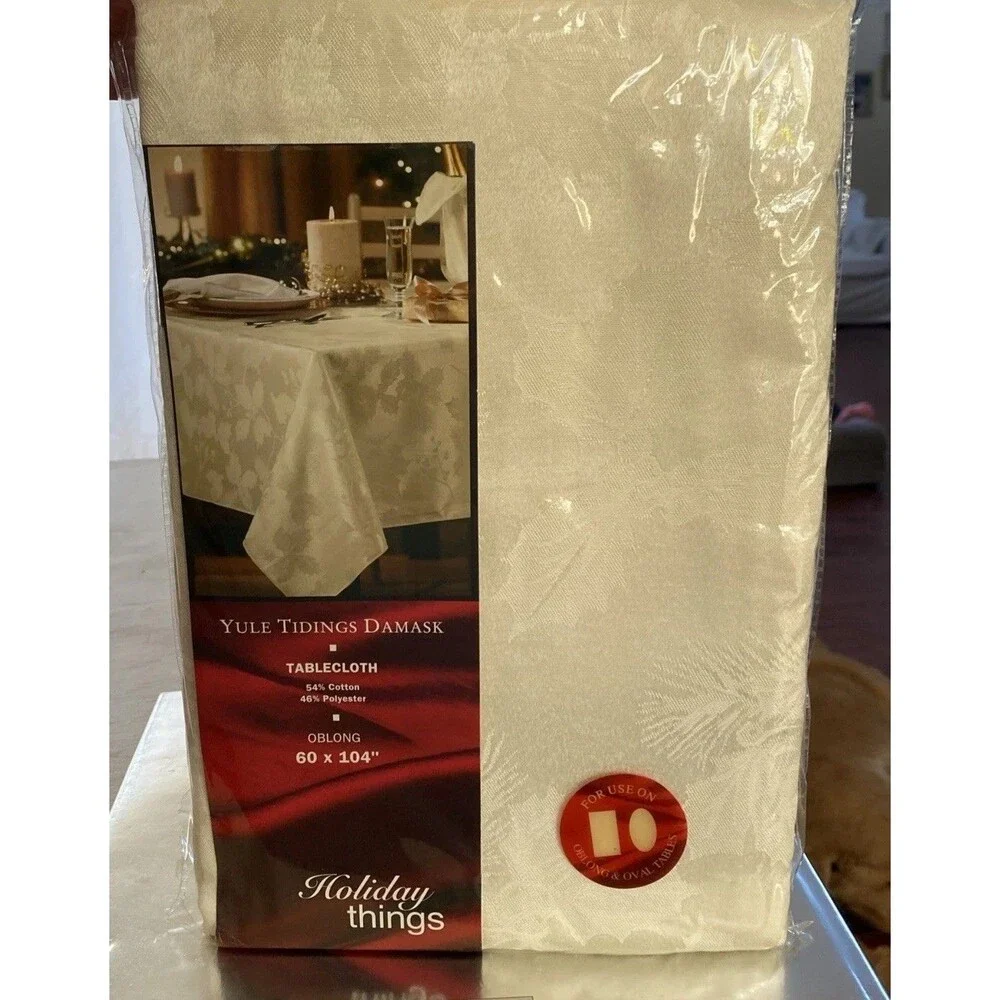 Holiday things Yule tidings Damask tablecloth oblong 60 x 104” new